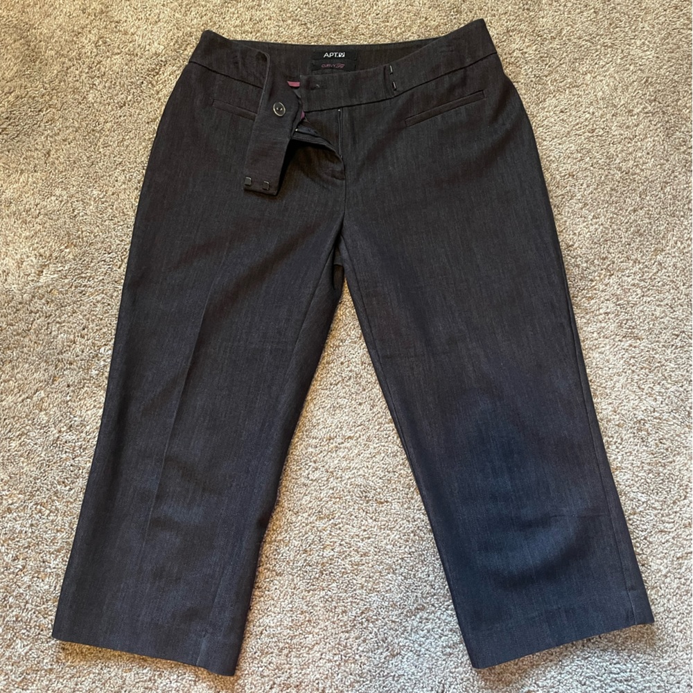 Apt. 9 curvy fit capris, dark gray